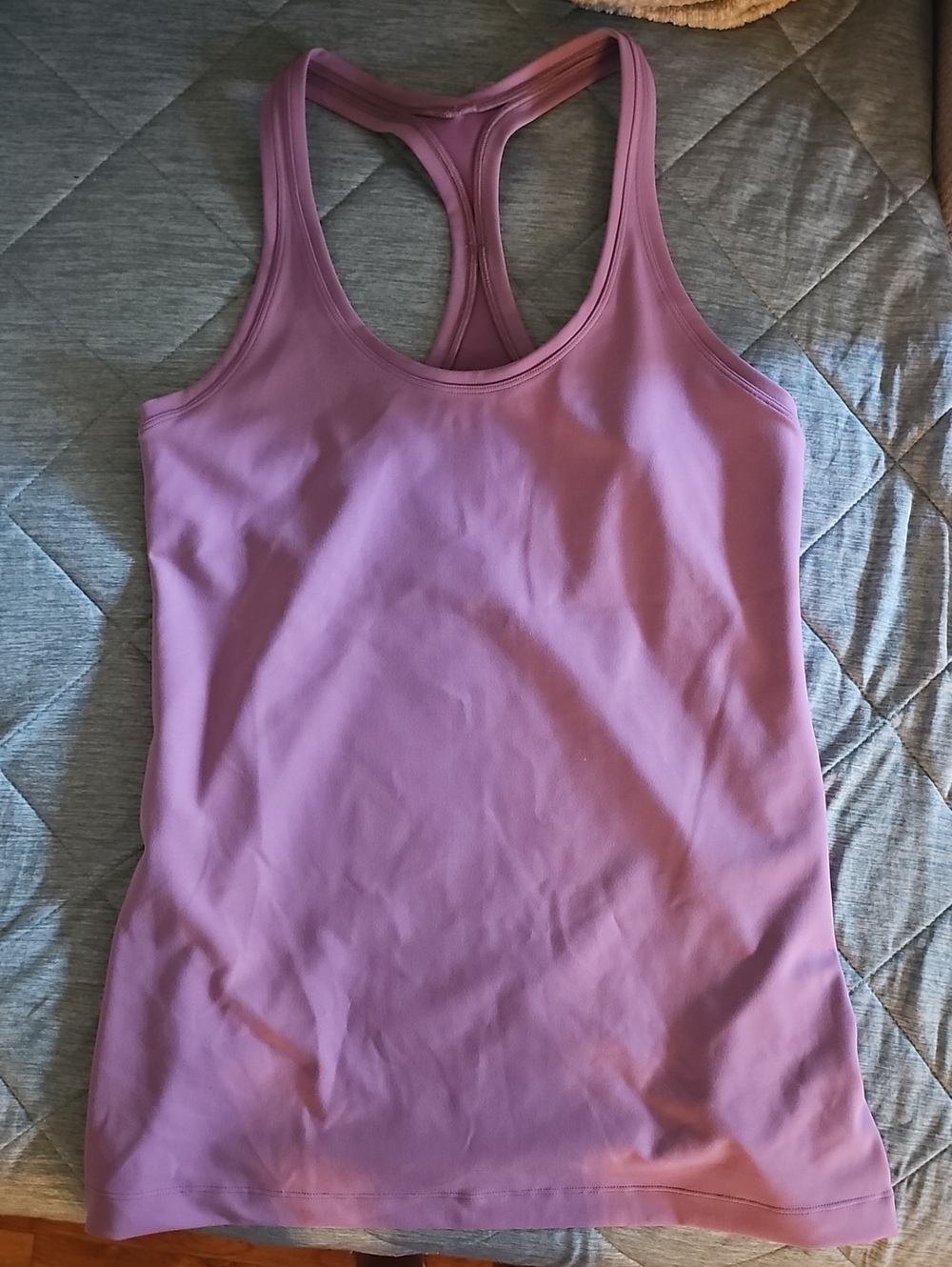 💜 lululemon athletica Lavender Racerback Tank Top 💜